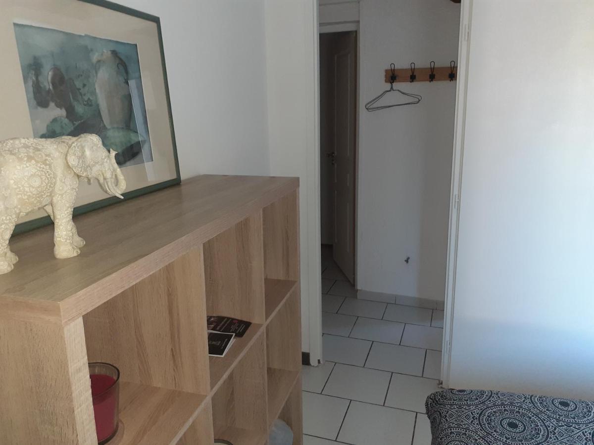 Chez Jeanfi Bed & Breakfast Fronsac  Ngoại thất bức ảnh