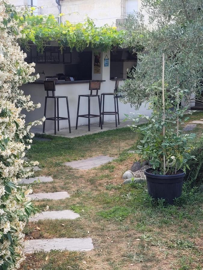 Chez Jeanfi Bed & Breakfast Fronsac  Ngoại thất bức ảnh